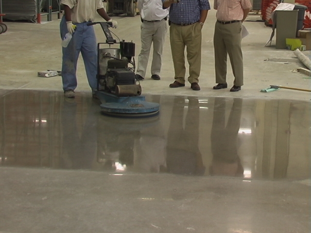 Đơn vị thực hiện dịch vụ mài bóng nền nhà xưởng uy tín tại Bình Dương